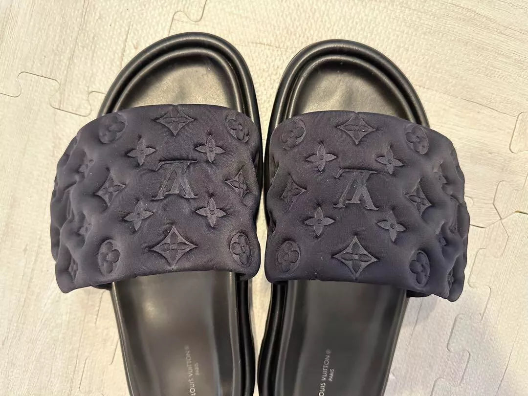 Pool Pillow Slides
